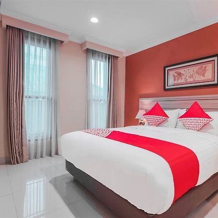 534 Sriwijaya Hotel Джакарта Екстер'єр фото