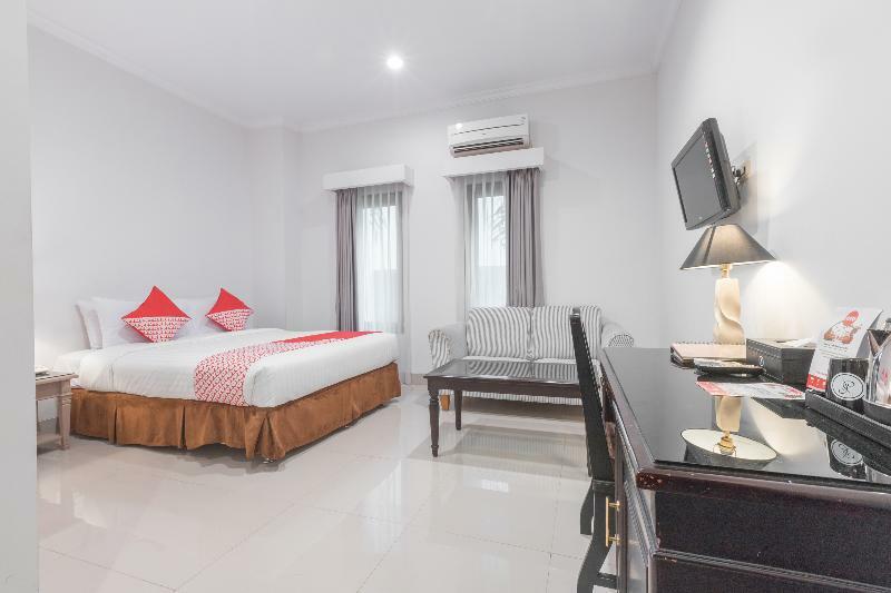 534 Sriwijaya Hotel Джакарта Екстер'єр фото