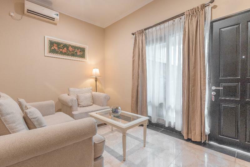 534 Sriwijaya Hotel Джакарта Екстер'єр фото
