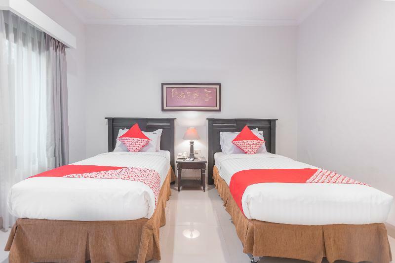 534 Sriwijaya Hotel Джакарта Екстер'єр фото